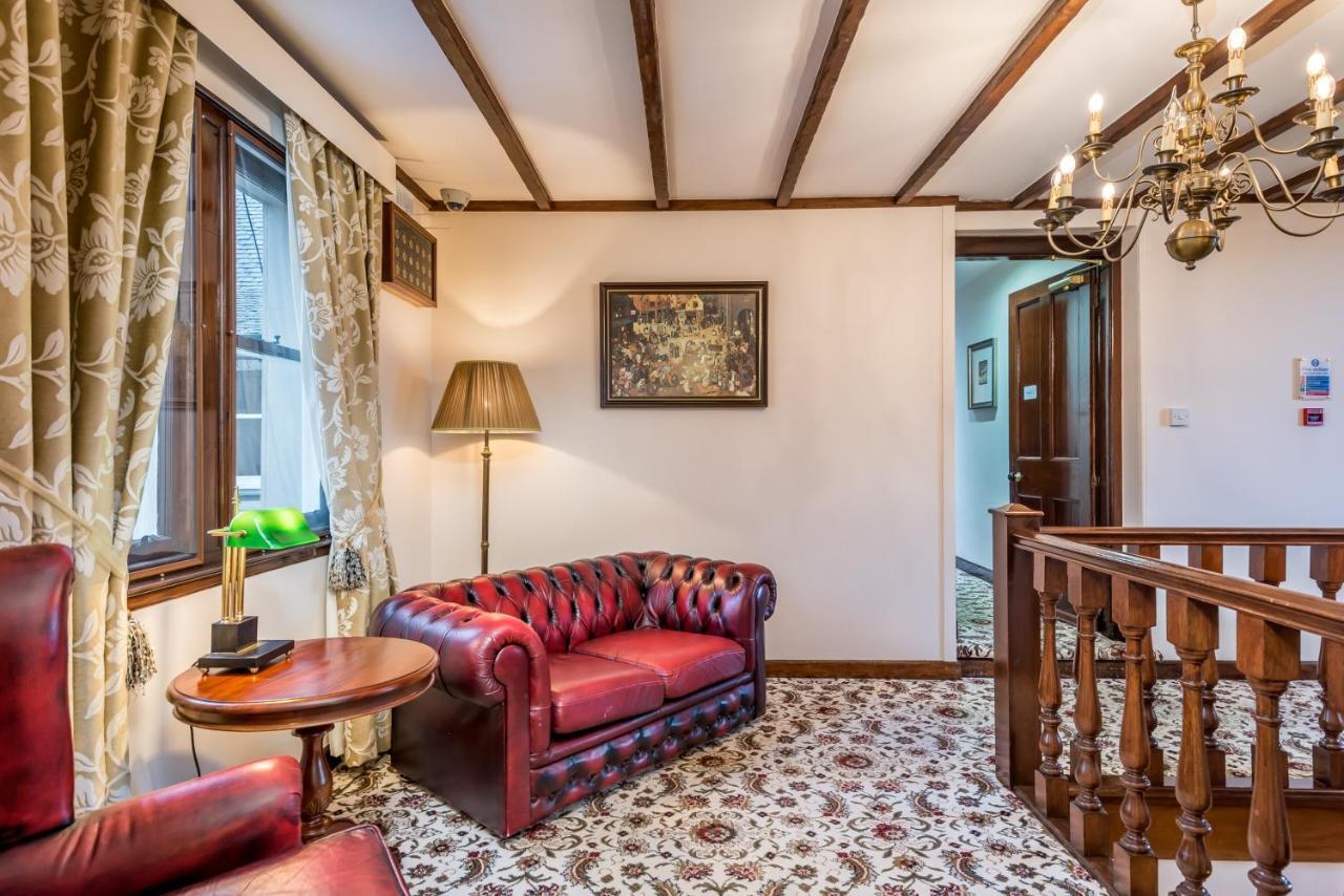 Grey Harlings Hotel